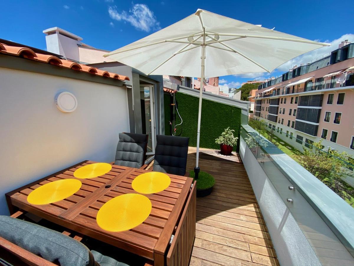 Myplaceforyou: Central Lisbon Apartment with City and Tagus Views Exterior photo