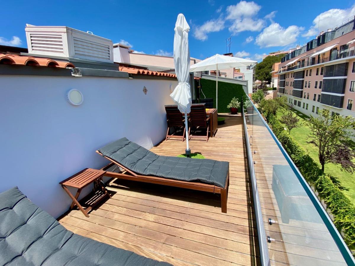 Myplaceforyou: Central Lisbon Apartment with City and Tagus Views Exterior photo