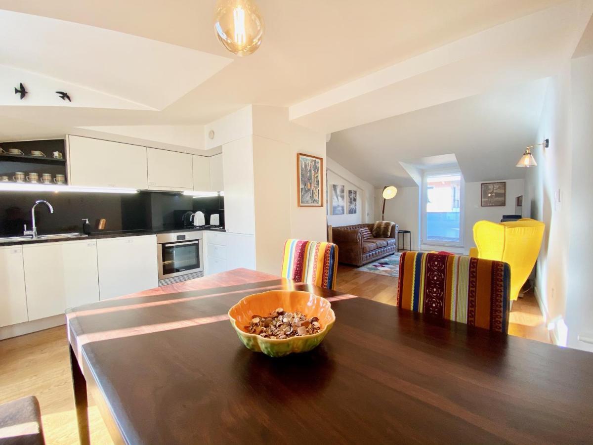 Myplaceforyou: Central Lisbon Apartment with City and Tagus Views Exterior photo